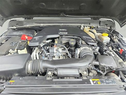 Used 2021 Jeep Wrangler Unlimited Rubicon image 17