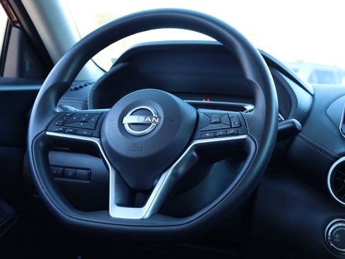 Used 2024 Nissan Sentra SV image 8