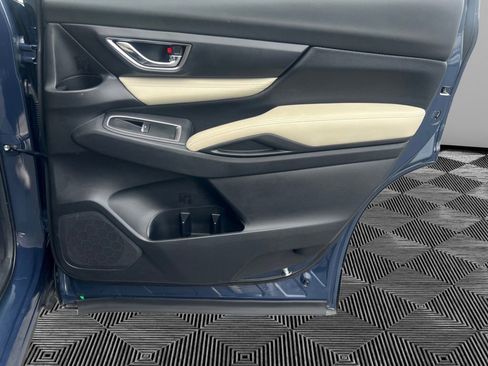Used 2023 Subaru Ascent Limited image 17