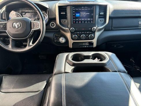 Used 2019 RAM 1500 Laramie AWD/4WD image 14