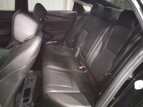 Used 2024 Honda Accord Sport image 11