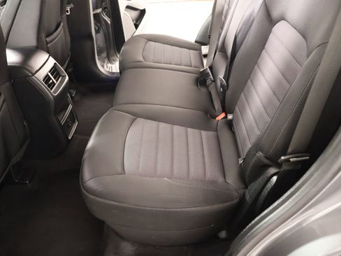 Used 2022 Ford Edge SE AWD/4WD image 11