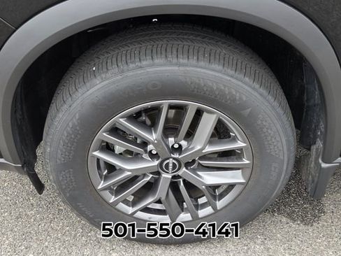 Used 2026 Nissan Rogue S FWD image 18