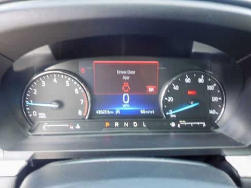 Used 2023 Ford Explorer XLT w/ Equipment Group 202A RWD image 15