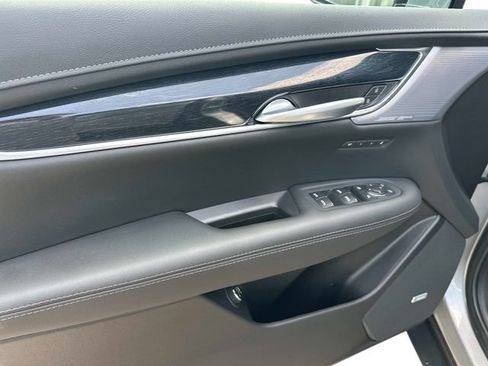 Used 2025 Cadillac XT5 Premium Luxury AWD/4WD image 14