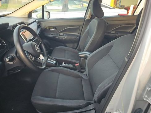 Used 2024 Nissan Versa SV w/ Trunk Package FWD image 18