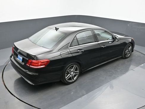 Used 2015 Mercedes-Benz E 350 4MATIC Sedan image 17