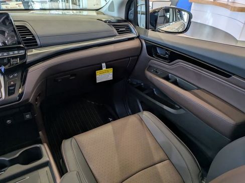 New 2026 Honda Odyssey Elite image 16