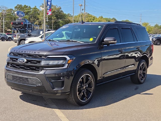 Certified 2023 Ford Expedition Limited RWD image 7