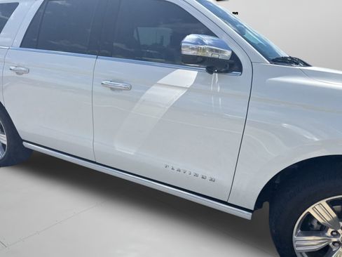 Used 2024 Ford Expedition Max Platinum AWD/4WD image 33