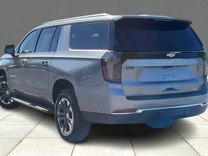 New 2026 Chevrolet Suburban LT