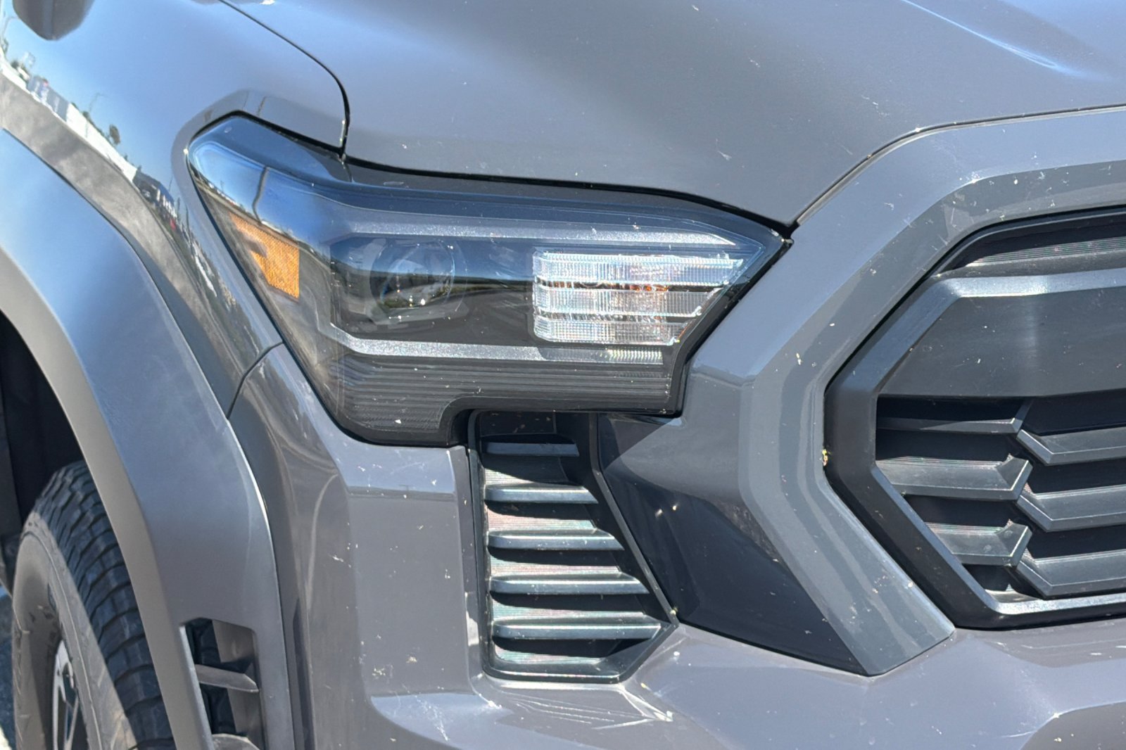 Used 2024 Toyota Tacoma TRD Off-Road w/ TRD Off Road Upgrade Package AWD/4WD image 37