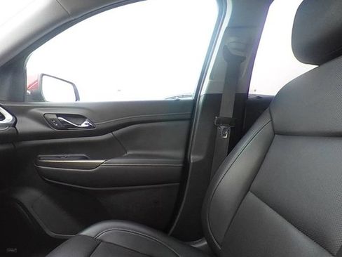 Used 2023 GMC Acadia SLT FWD image 26