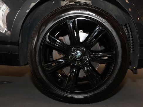 Used 2023 Land Rover Range Rover Velar R-Dynamic S image 27