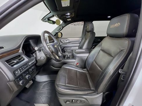 Used 2021 Chevrolet Tahoe High Country w/ Premium Package AWD/4WD image 10