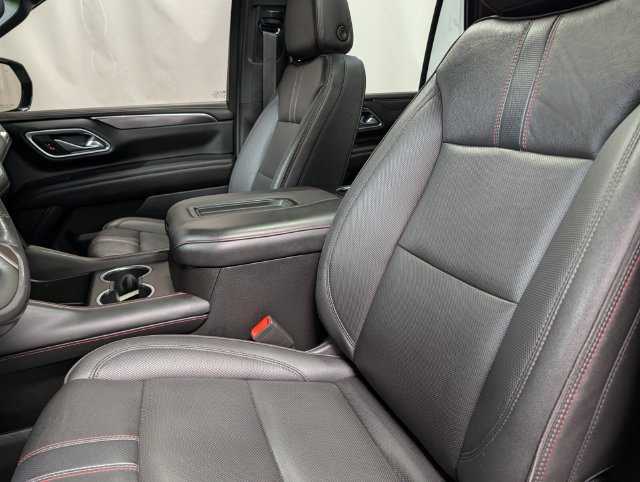 Used 2022 Chevrolet Tahoe RST w/ Luxury Package AWD/4WD image 10