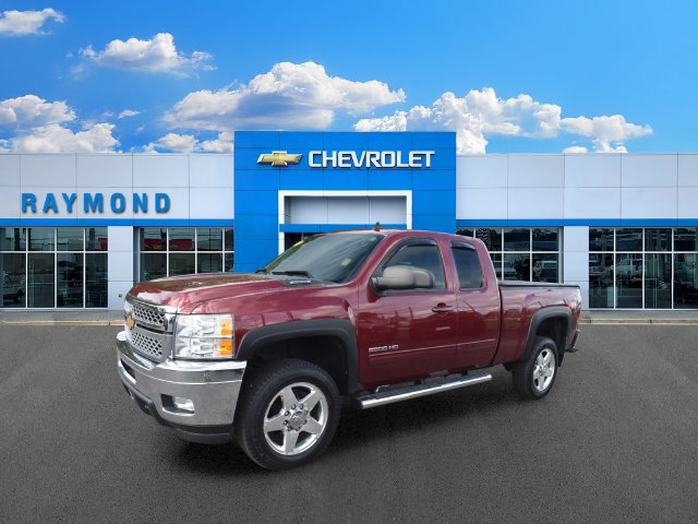 Used 2013 Chevrolet Silverado 2500 LTZ w/ LTZ Plus Package AWD/4WD image 8
