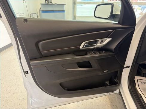 Used 2017 GMC Terrain SLE w/ Convenience Package AWD/4WD image 35