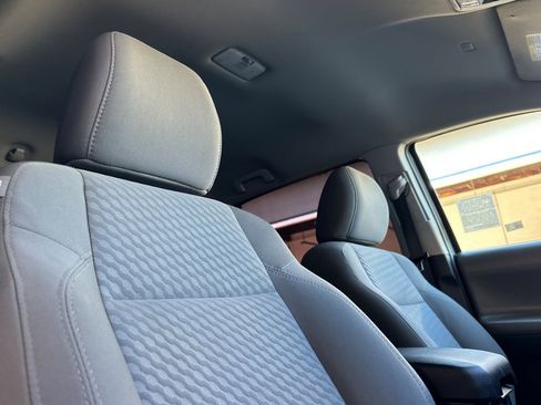 Used 2021 Toyota Tacoma SR5 image 20