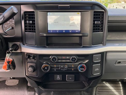 New 2026 Ford F250 XL w/ XL Chrome Package image 28