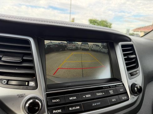 Used 2017 Hyundai Tucson SE Plus image 34