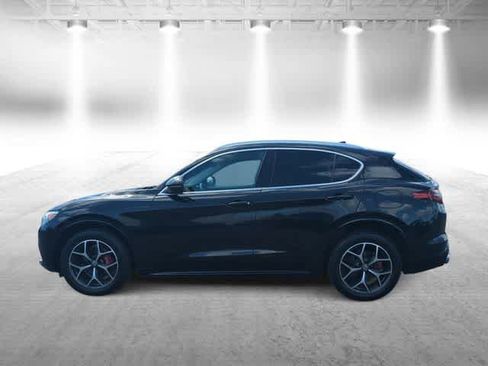 Used 2021 Alfa Romeo Stelvio Ti AWD/4WD image 5