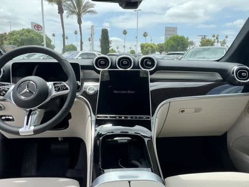New 2026 Mercedes-Benz GLC 300 image 12