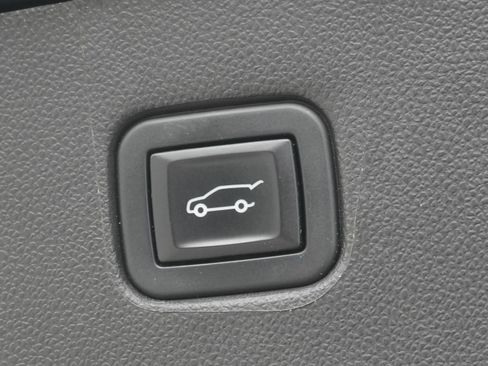 Used 2022 Chevrolet Blazer RS w/ Enhanced Convenience Package image 39