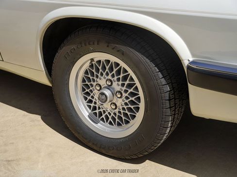 Used 1993 Jaguar XJS 4.0 Convertible RWD image 71