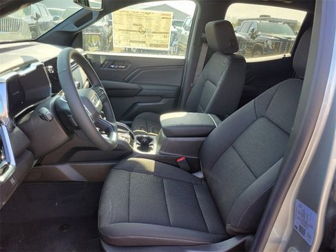 New 2025 GMC Canyon Elevation w/ Technology Package image 10