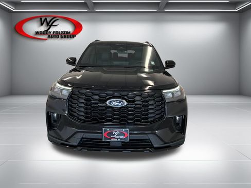 New 2026 Ford Explorer ST-Line w/ ST-Line Street Pack AWD/4WD image 2
