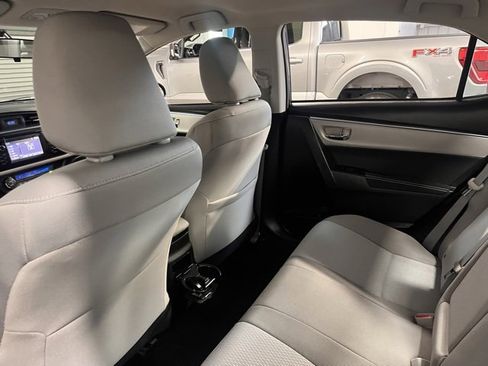 Used 2015 Toyota Corolla L image 18
