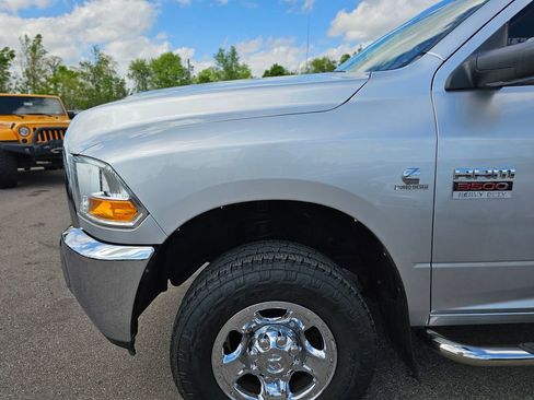Used 2011 RAM 3500 SLT AWD/4WD image 17