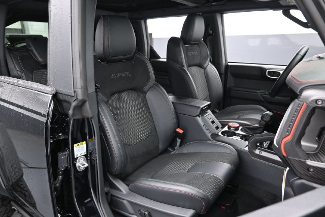 New 2026 Ford Bronco Raptor w/ Interior Carbon Fiber Pack AWD/4WD image 39