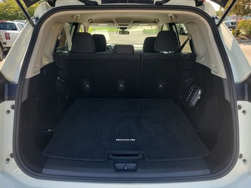 Certified 2024 Nissan Rogue S FWD image 7