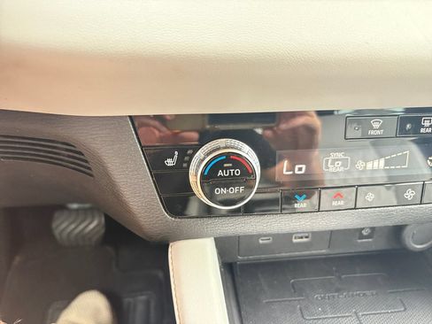 Used 2022 Mitsubishi Outlander SEL AWD/4WD image 30