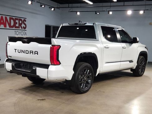 Used 2025 Toyota Tundra Platinum AWD/4WD image 7
