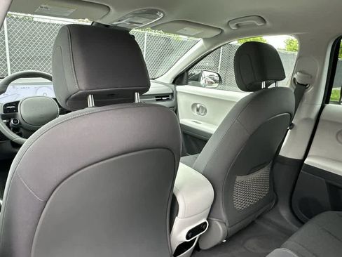 Used 2024 Hyundai Ioniq 5 SEL RWD image 16