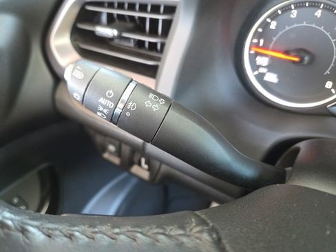 Used 2020 GMC Acadia AT4 image 59