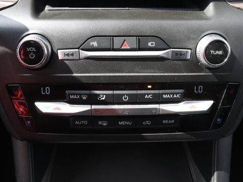 Certified 2020 Ford Explorer Limited AWD/4WD image 23