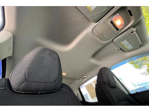 Used 2015 GMC Canyon SLE AWD/4WD image 20