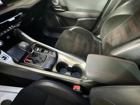 Certified 2024 Dodge Hornet R/T Plus AWD/4WD image 30