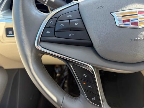 Used 2019 Cadillac XT5 Luxury AWD/4WD image 14