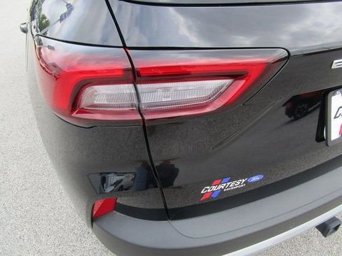 New 2024 Ford Escape SE w/ PHEV Premium Package image 12