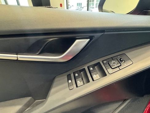 New 2026 Kia Niro LX FWD image 19
