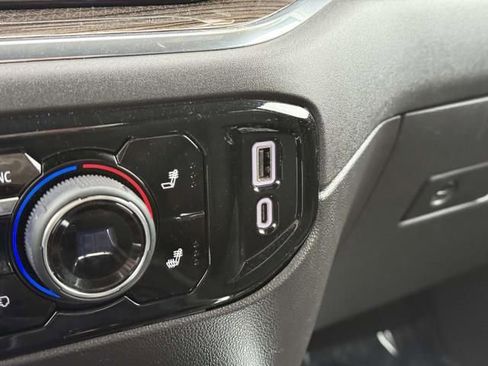 Used 2025 Chevrolet Silverado 1500 LT Trail Boss w/ Convenience Package II image 31