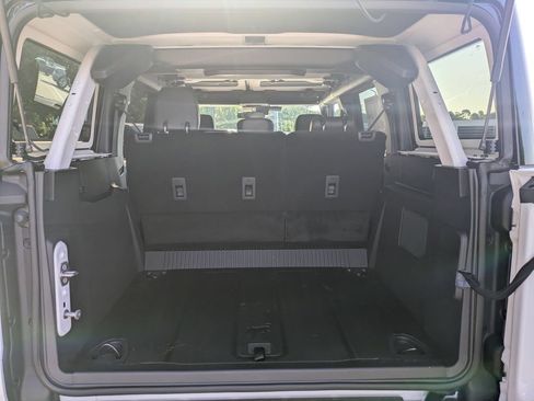 New 2026 Ford Bronco Badlands w/ Sasquatch Package AWD/4WD image 13