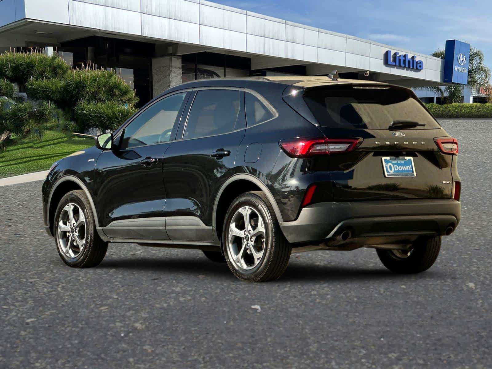 Used 2025 Ford Escape ST-Line AWD/4WD image 7