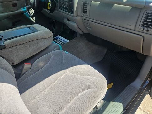 Used 1999 GMC Sierra 1500 SLE w/ Convenience Plus Group RWD image 10