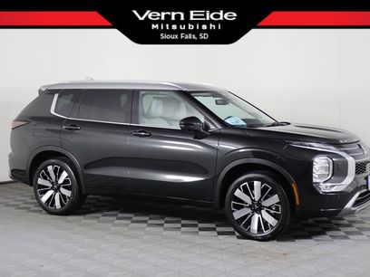 New 2025 Mitsubishi Outlander AWD
